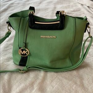 Michael kors medium purse